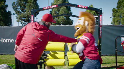 Sourdough Sam, the San Francisco 49ers mascot, leads - NARA & DVIDS Public  Domain Archive Public Domain Search