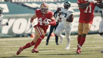 49ers' Fred Warner Honoring Mexican Heritage With Special Cleats