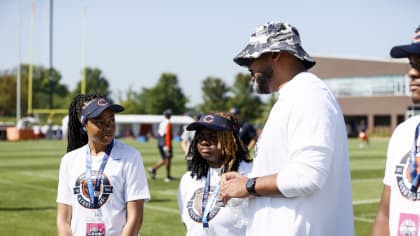 Ryan Poles, Bears Care host Scout School for Chicago students