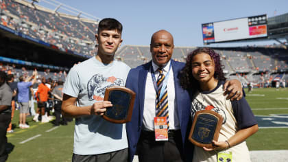 Bears celebrate Latino Heritage Month at Soldier Field