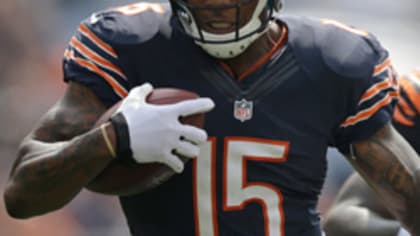 Bears receiver Brandon Marshall injures ankle against Jets