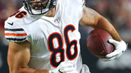 Chicago Bears re-sign TE Zach Miller after gruesome injury 