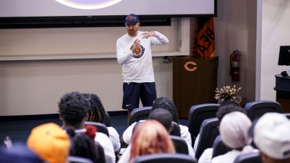 Ryan Poles, Bears Care host Scout School for Chicago students