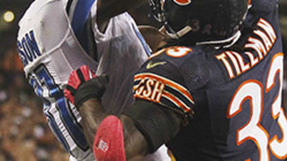 Charles Tillman of the Chicago Bears breaks up a pass intended for