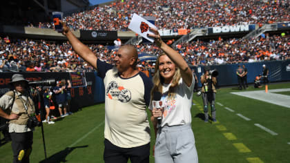 Bears celebrate Latino Heritage Month at Soldier Field