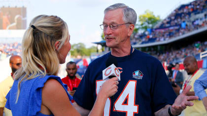 Charles Tillman pays tribute to Brian Urlacher at Hall of Fame ceremony:  'This is football royalty'