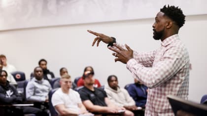 Chicago Bears CB Charles Tillman finalist for NFL's good-guy award