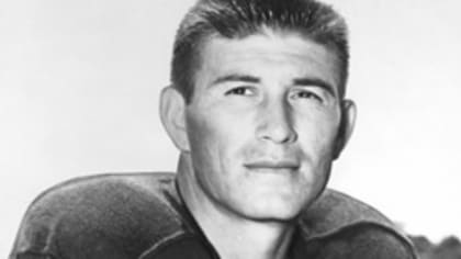 Harlon Hill, N.F.L. Star and Trophy Name, Dies at 80 - The New York Times