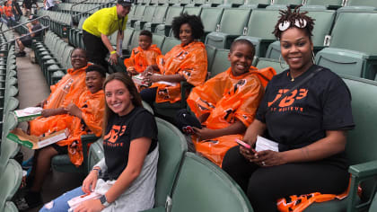 Bengals safety Bates shares story on why supporting single moms is  important to him