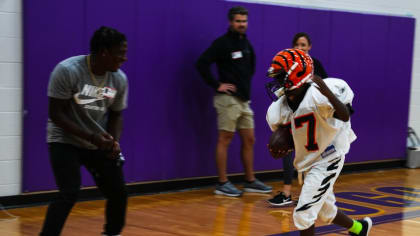 Cincinnati Bengals bring flag football to six local all-girls schools