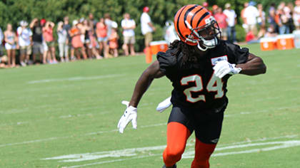 Colts' Art Jones, Bengals' A.J. Green won't play today