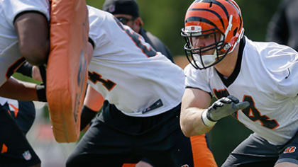 Oregon Ducks In The NFL: Jake Fisher Shifts Positions For Bengals Playoff  Hopes