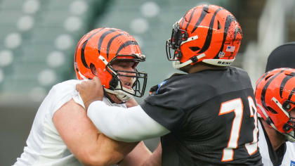 Cincinnati Bengals' D'Ante Smith (70), Jackson Carman (79) and Cody Ford  (61) walk during practice at the team's NFL football training facility,  Tuesday, June 6, 2023, in Cincinnati. (AP Photo/Jeff Dean Stock Photo -  Alamy