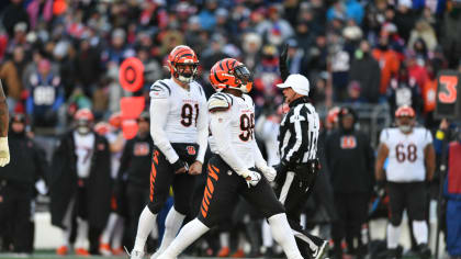 Cincinnati Bengals defensive end Cam Sample (96) looks on during warmups  before a preseason NFL football game against the Los Angeles Rams,  Saturday, Aug. 27, 2022, in Cincinnati. (AP Photo/Emilee Chinn Stock