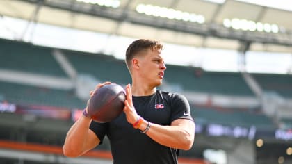 Quick Hits: Jake Browning Updates His Resume; Mike Thomas' Classy Move;  Iosivas Pays Homage To Ja'Marr