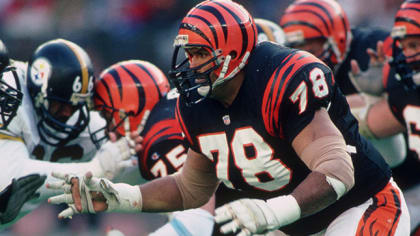 Former Cincinnati Bengals players Tim Krumrie, right, and Max Montoya speak  during the Super Bowl LVI Opening Night Fan Rally Monday, Feb. 7, 2022, in  Cincinnati. (AP Photo/Jeff Dean Stock Photo - Alamy