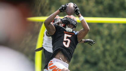 Akili Smith of the Green Bay Packers rolls out against the Atlanta