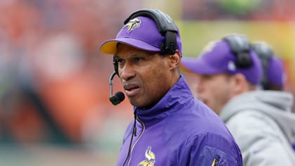 Leslie Frazier should be removed as Chicago Bears' HC search