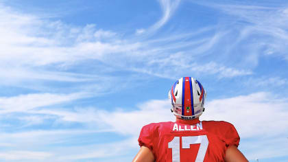 Buffalo Bills back to football photo shoot #fastisfaster #buffalo