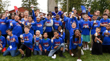 Buffalo Bills-United Way of Buffalo & Erie County 2016 Hometown Huddle