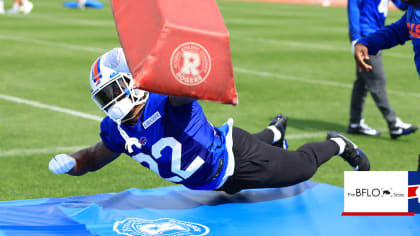 Buffalo Bills back to football photo shoot #fastisfaster #buffalo