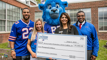 Bills chemistry on display at Micah Hyde's Charity Softball Game