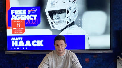 Behind the scenes of Matt Haack's puntless day for the Bills