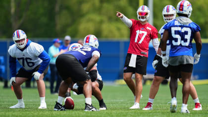 Josh Allen Wears New Nike Dunks to Bills First Preseason Game