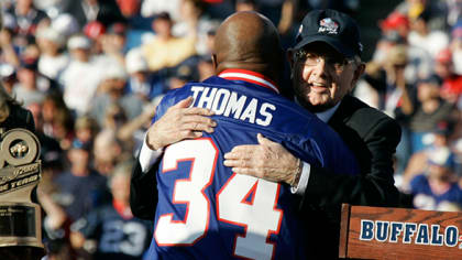 Thurman Thomas excited to see 34 retired