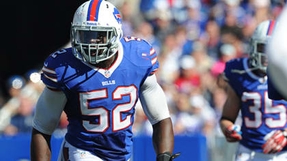 Buffalo Bills John Davis and Kent Hull during game vs New York