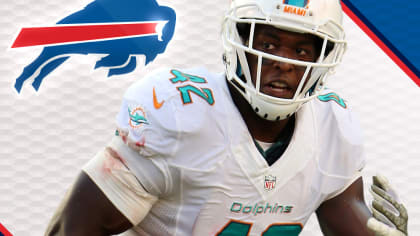 Buffalo Bills, Miami Dolphins still playing waiting game with Charles Clay  