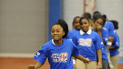 Bills players help kick off the Play 60 Challenge - BVM Sports