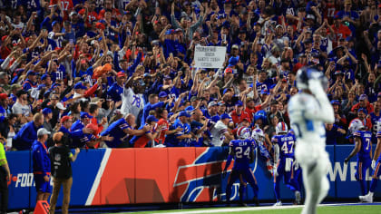 Right here, right now: Bills icons react to new stadium