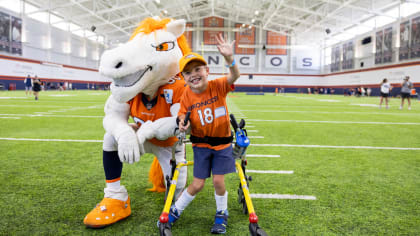 Denver Broncos host service members for Salute to Service game > Buckley  Space Force Base > Article Display