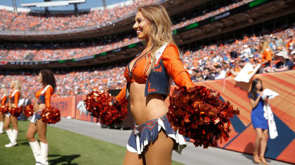 Denver Broncos Cheerleaders - EBONI