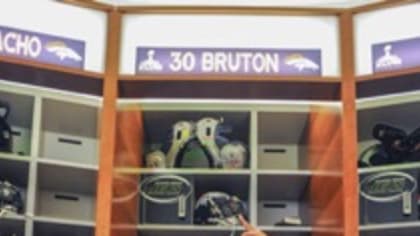 Broncos honor retired safety David Bruton after training camp practice –  The Denver Post