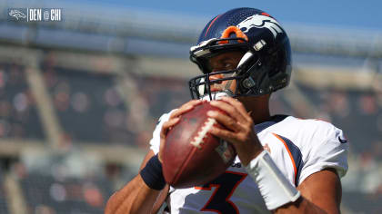 Pregame photos: Broncos arrive and prepare for Week 18 game vs. Chargers