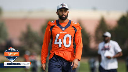 Denver Broncos linebacker Justin Strnad (40) runs down the field on special  teams during an NFL football game against the Carolina Panthers, Sunday,  Nov. 27, 2022, in Charlotte, N.C. (AP Photo/Brian Westerholt