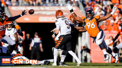 DENvsKC in-game photos: Broncos battle to the end, fall vs. Chiefs