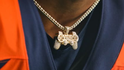 Patrick Surtain II wears awesome PlayStation 2-inspired chain