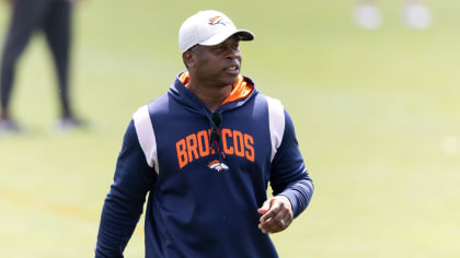 Returning Javonte Williams, leaner Russell Wilson highlight Broncos OTAs -  Mile High Report