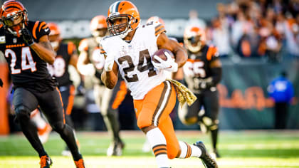 Watch Nick Chubb run for a 26-yard touchdown in the fourth quarter vs. the  Texans 