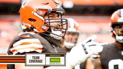 Cleveland Browns offensive tackle Chris Hubbard (74) looks to make a block  during an NFL football game against the Indianapolis Colts, Sunday, Oct.  11, 2020, in Cleveland. (AP Photo/Kirk Irwin Stock Photo - Alamy