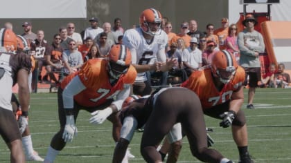 Maurice Hurst, Mike Ford combine to drop Sam Howell for sack