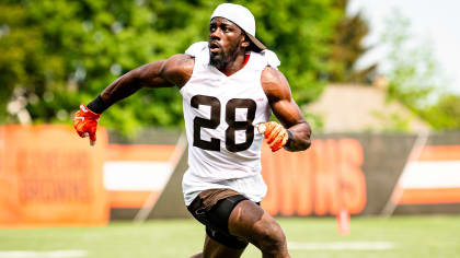 Browns rookie Jeremiah Owusu-Koramoah runs around, makes plays in best game  of young career 