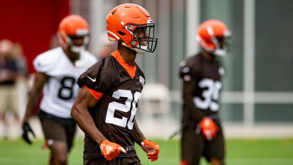 Browns make flurry of moves ahead of training camp opening