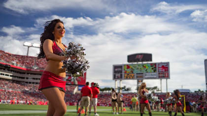 Kansas City Chiefs 2019 Cheerleader Calendar