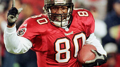 Gramatica stands out, not tall for Buccaneers