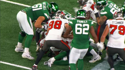 TAMPA, FL - AUGUST 13: Tampa Bay Buccaneers defensive lineman Anthony  Nelson (98) rushes the passer during the preseason game between the Miami  Dolphins and the Tampa Bay Buccaneers on August 13