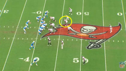 Reaction & Analysis To Bucs LB Lavonte David's Honest Assessment To His  Performance Last Season 